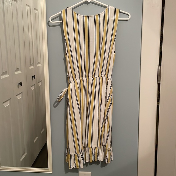 Striped ruffle wrap dress, size small - Picture 2 of 2